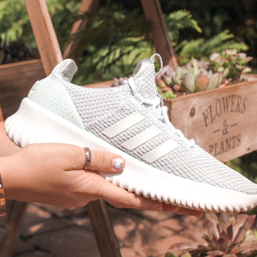 All white adidas cloud foam - Picture 2 of 5